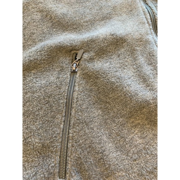 Sleeveless vest new‎ with tags - Picture 6 of 9